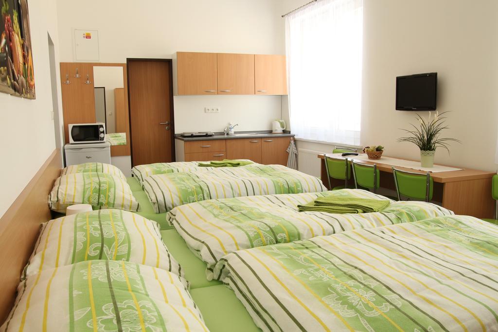 Penzion Bobule Stare Mesto  Rom bilde