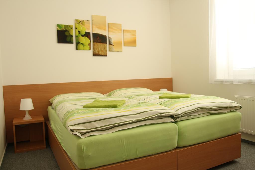 Penzion Bobule Stare Mesto  Rom bilde