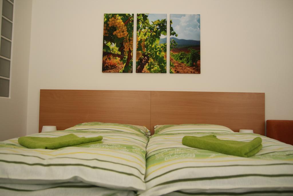 Penzion Bobule Stare Mesto  Rom bilde