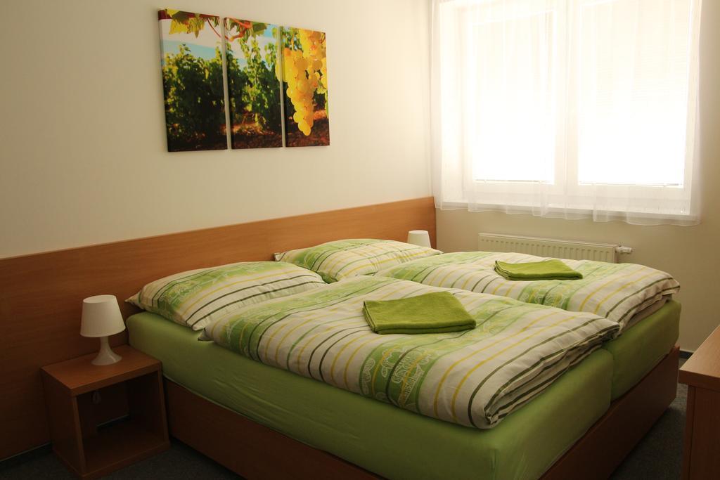 Penzion Bobule Stare Mesto  Rom bilde