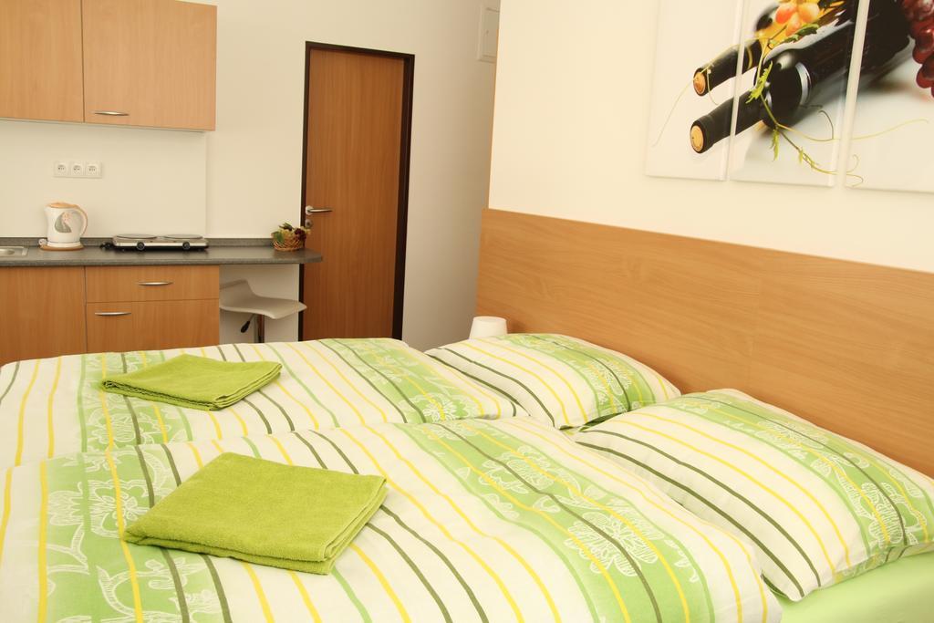 Penzion Bobule Stare Mesto  Rom bilde